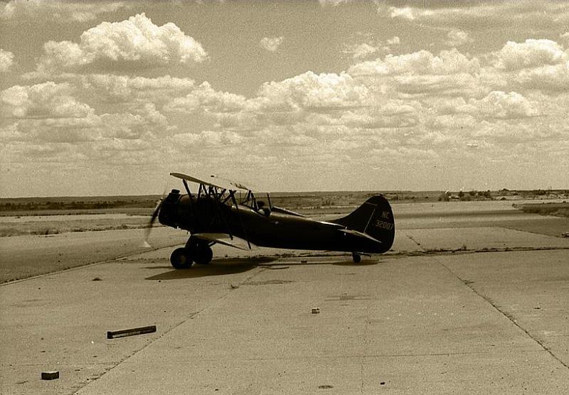 1940 Waco UPF-7 NC32007-1.jpg - 1940 Waco UPF-7 NC32007